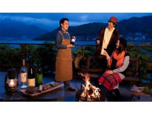 【河口湖】アウトドアソムリエが提案する新感覚のひと時｜『湖畔テラス Outdoor Wine Session』を開催中